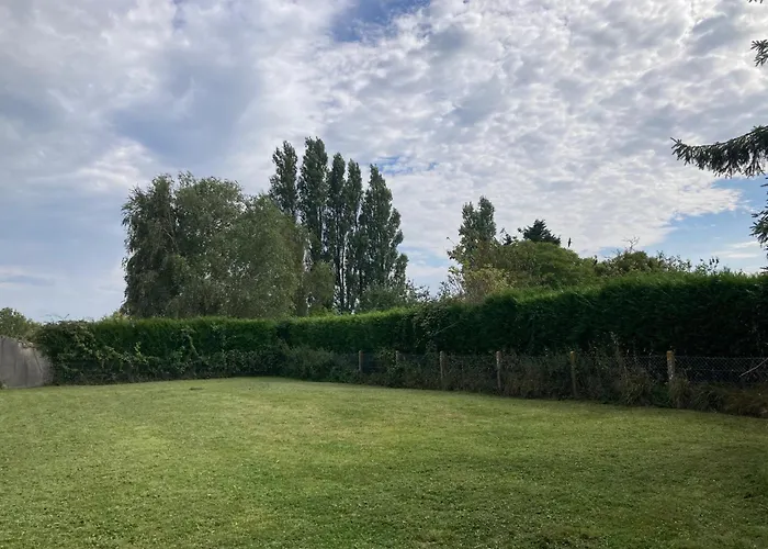 Дом отдыха Maison 4-8 Personnes, Jardin, Mere Eglise Сент-Мер-Эглиз