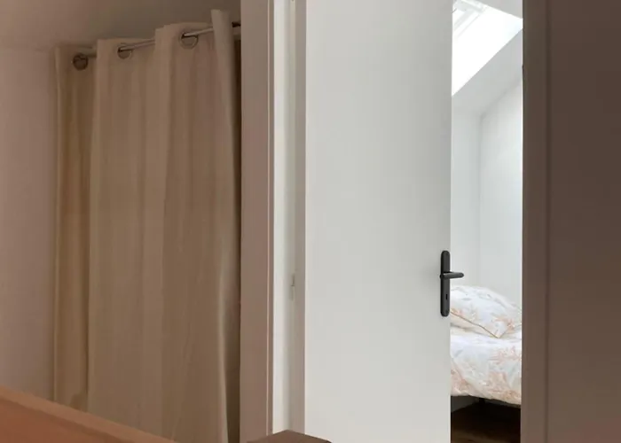 Дом отдыха Maison 4-8 Personnes, Jardin, Mere Eglise *