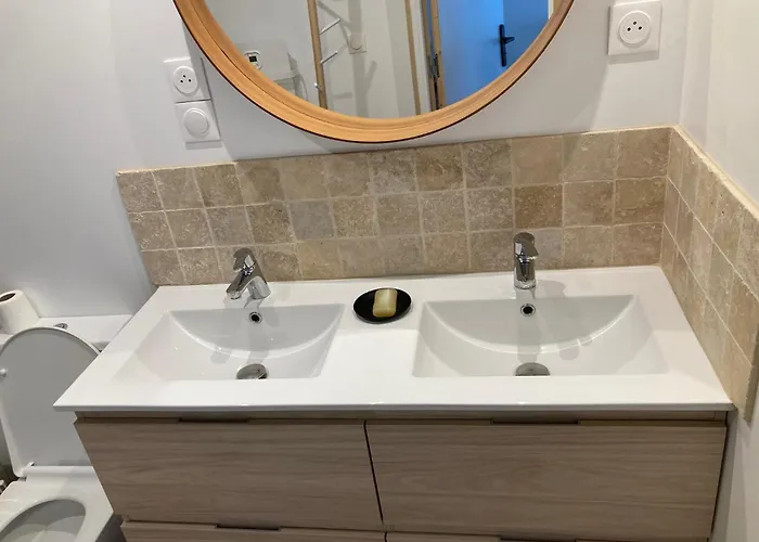 Maison 4-8 Personnes, Jardin, Mere Eglise *