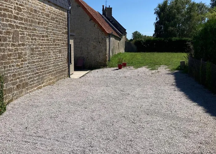 Maison 4-8 Personnes, Jardin, Mere Eglise *