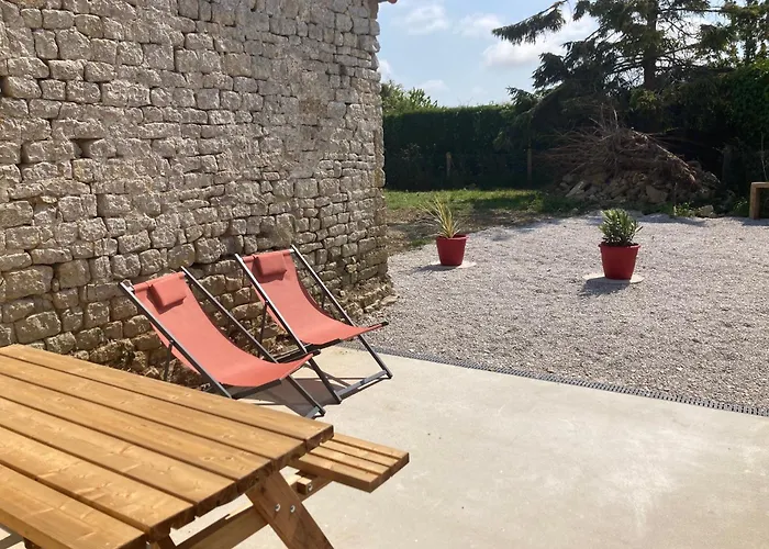 Maison 4-8 Personnes, Jardin, Mere Eglise * Sainte-Mère-Église